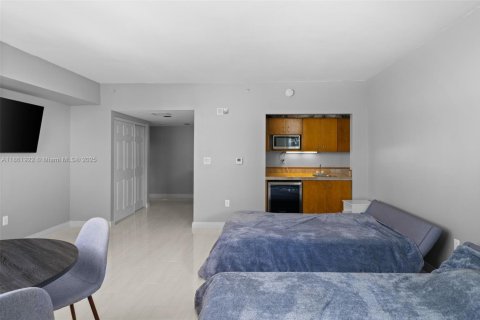 Copropriété à vendre à Sunny Isles Beach, Floride: 3 chambres, 172.8 m2 № 1892453 - photo 7