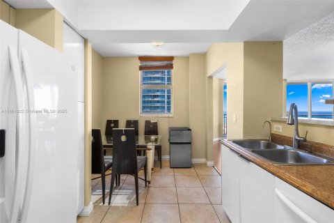 Copropriété à vendre à Sunny Isles Beach, Floride: 3 chambres, 172.8 m2 № 1892453 - photo 18