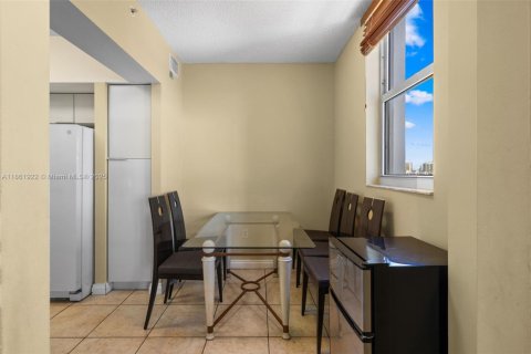 Copropriété à vendre à Sunny Isles Beach, Floride: 3 chambres, 172.8 m2 № 1892453 - photo 16