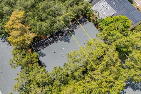 Townhouse in Miami, Florida 3 bedrooms, 157.28 sq.m. № 2001387 - photo 4