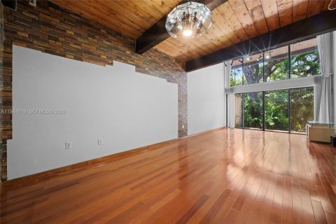 Townhouse in Miami, Florida 3 bedrooms, 157.28 sq.m. № 2001387 - photo 12