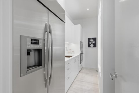Villa ou maison à vendre à Sarasota, Floride: 4 chambres, 365.66 m2 № 2287672 - photo 18