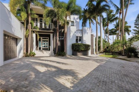 Villa ou maison à vendre à Sarasota, Floride: 4 chambres, 365.66 m2 № 2287672 - photo 6