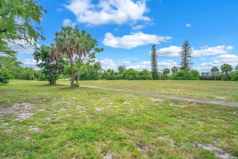 Condominio en venta en Lauderhill, Florida, 3 dormitorios, 126.35 m2 № 2252630 - foto 25