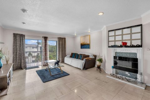 Condominio en venta en Lauderhill, Florida, 3 dormitorios, 126.35 m2 № 2252630 - foto 11
