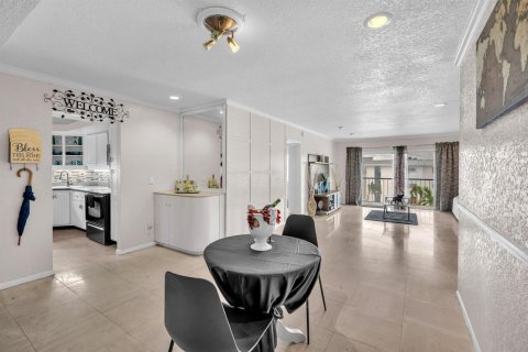 Condominio en venta en Lauderhill, Florida, 3 dormitorios, 126.35 m2 № 2252630 - foto 3