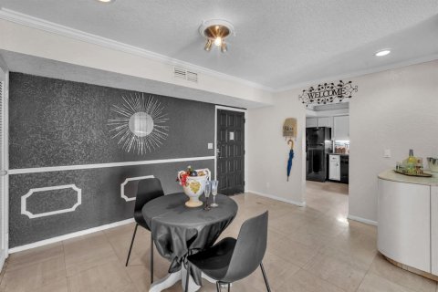 Condominio en venta en Lauderhill, Florida, 3 dormitorios, 126.35 m2 № 2252630 - foto 9