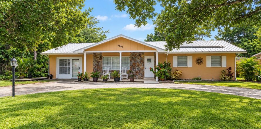 Villa ou maison à St. Lucie, Floride 3 chambres, 130.99 m2 № 2359584