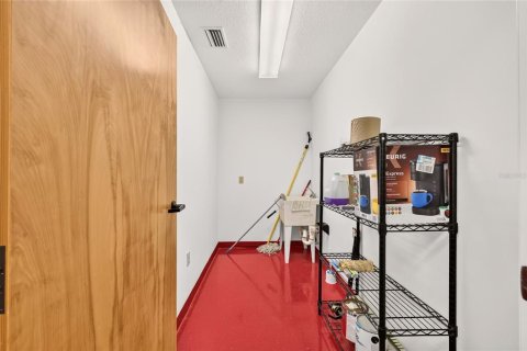 Commercial property in Ocala, Florida 206.06 sq.m. № 2314694 - photo 24