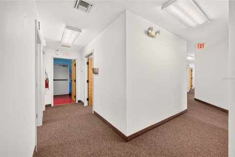 Commercial property in Ocala, Florida 206.06 sq.m. № 2314694 - photo 20