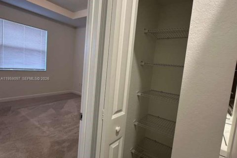 Touwnhouse à louer à Homestead, Floride: 3 chambres, 133.97 m2 № 2017853 - photo 28