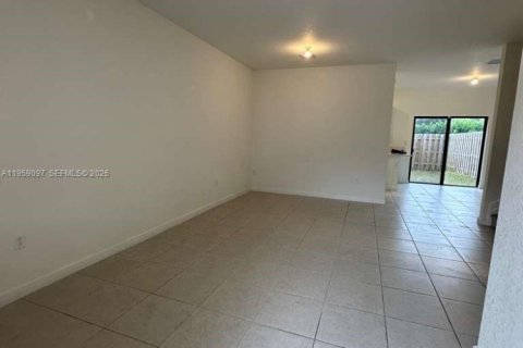 Touwnhouse à louer à Homestead, Floride: 3 chambres, 133.97 m2 № 2017853 - photo 21