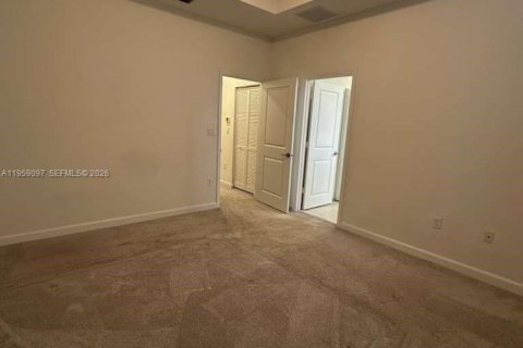 Touwnhouse à louer à Homestead, Floride: 3 chambres, 133.97 m2 № 2017853 - photo 10