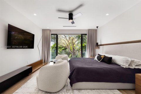 Villa ou maison à vendre à Miami, Floride: 4 chambres, 262.73 m2 № 2000207 - photo 17