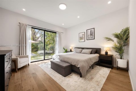 Villa ou maison à vendre à Miami, Floride: 4 chambres, 262.73 m2 № 2000207 - photo 14