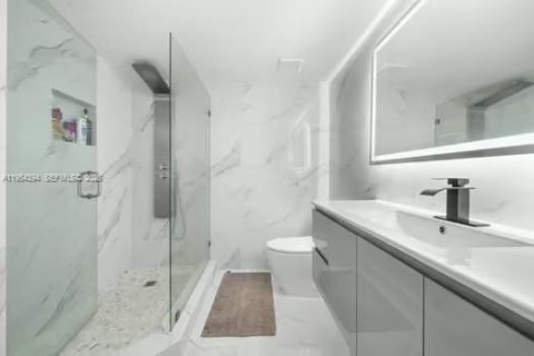Condominio en venta en Aventura, Florida, 2 dormitorios, 126.81 m2 № 2153333 - foto 23