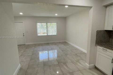 Apartment in Hollywood, Florida 1 bedroom № 1954100 - photo 7