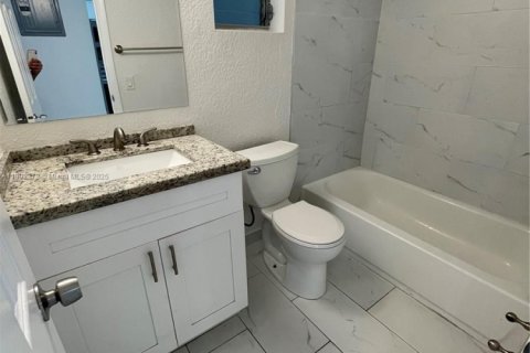 Apartment in Hollywood, Florida 1 bedroom № 1954100 - photo 4