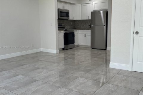 Apartment in Hollywood, Florida 1 bedroom № 1954100 - photo 6