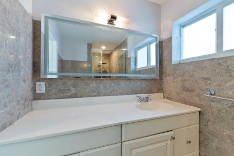 Villa ou maison à vendre à Fort Lauderdale, Floride: 3 chambres, 145.3 m2 № 2432834 - photo 24