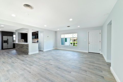 Villa ou maison à vendre à Fort Lauderdale, Floride: 3 chambres, 145.3 m2 № 2432834 - photo 9