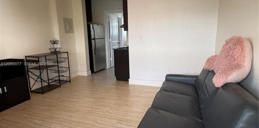 Studio in Miami Beach, Florida № 2173258