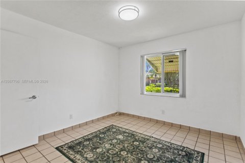 House in Plantation, Florida 3 bedrooms, 145.95 sq.m. № 2071688 - photo 27