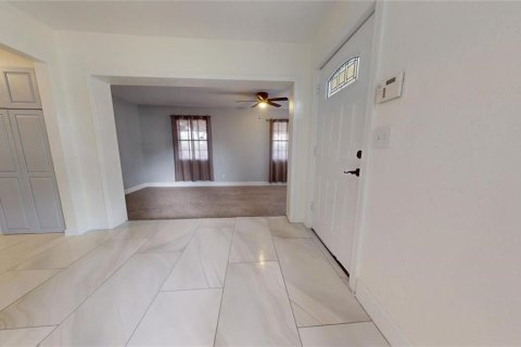 House in Lakeland, Florida 3 bedrooms, 113.43 sq.m. № 1849879 - photo 7