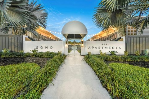 Apartamento en alquiler en Tampa, Florida, 2 dormitorios, 81.29 m2 № 2218424 - foto 3