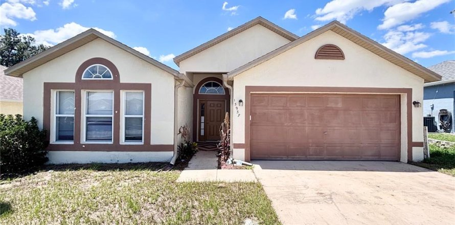 Casa en Clermont, Florida 4 dormitorios, 174.1 m2 № 2151599