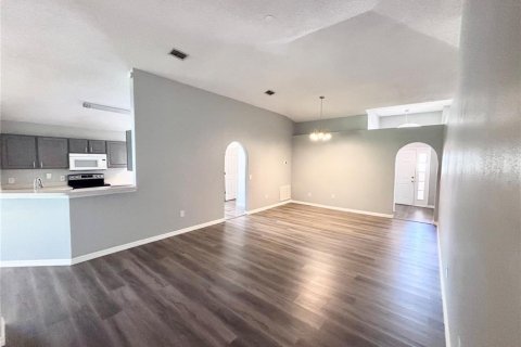 Casa en venta en Clermont, Florida, 4 dormitorios, 174.1 m2 № 2151599 - foto 3