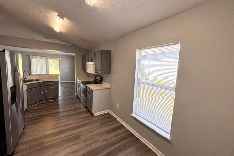 Casa en venta en Clermont, Florida, 4 dormitorios, 174.1 m2 № 2151599 - foto 6