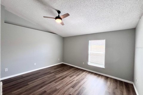 Casa en venta en Clermont, Florida, 4 dormitorios, 174.1 m2 № 2151599 - foto 9
