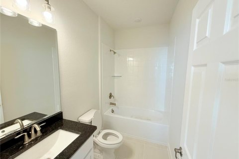 Villa ou maison à louer à DeBary, Floride: 4 chambres, 232.07 m2 № 2290748 - photo 13