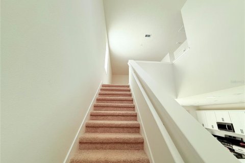 Villa ou maison à louer à DeBary, Floride: 4 chambres, 232.07 m2 № 2290748 - photo 10