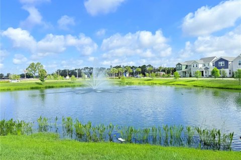 Villa ou maison à louer à DeBary, Floride: 4 chambres, 232.07 m2 № 2290748 - photo 2