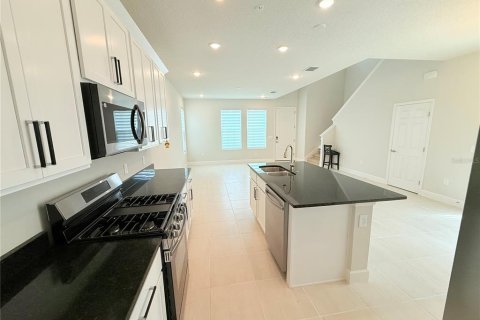 Villa ou maison à louer à DeBary, Floride: 4 chambres, 232.07 m2 № 2290748 - photo 6