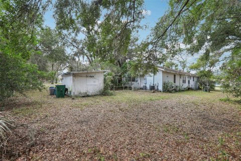 House in Zephyrhills, Florida 4 bedrooms, 144.93 sq.m. № 2095763 - photo 21