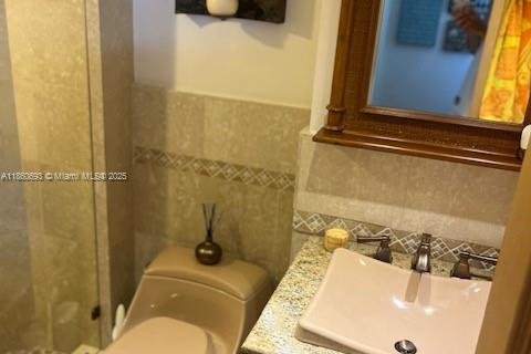 Снять в аренду кондоминиум в Майами-Бич, Флорида 2 спальни, 94.76м2, № 1957668 - фото 4