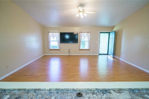 Villa ou maison à vendre à Ocala, Floride: 3 chambres, 146.79 m2 № 1838774 - photo 9