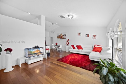 House in Palm Beach, Florida 4 bedrooms, 251.02 sq.m. № 2069029 - photo 2