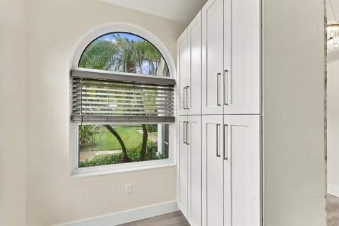 Casa en venta en West Palm Beach, Florida, 3 dormitorios, 210.98 m2 № 2433812 - foto 7