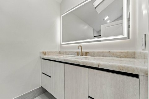 Casa en venta en West Palm Beach, Florida, 3 dormitorios, 210.98 m2 № 2433812 - foto 16