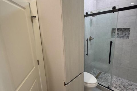 Casa en venta en West Palm Beach, Florida, 3 dormitorios, 210.98 m2 № 2433812 - foto 18