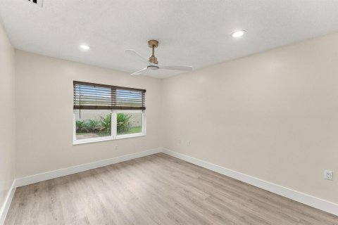 Casa en venta en West Palm Beach, Florida, 3 dormitorios, 210.98 m2 № 2433812 - foto 12