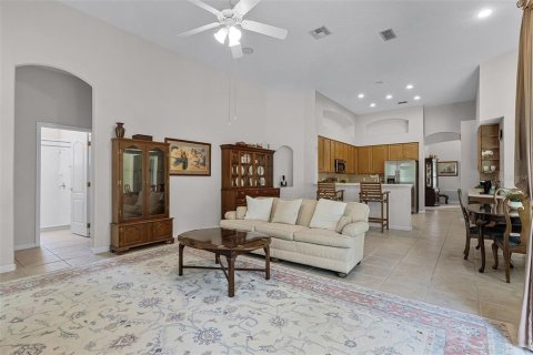 Villa ou maison à vendre à Orlando, Floride: 5 chambres, 310.11 m2 № 1744354 - photo 25