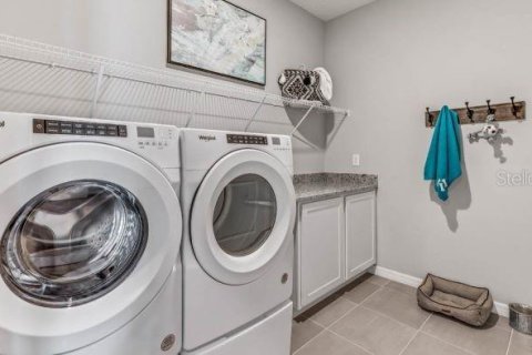 Villa ou maison à vendre à Bradenton, Floride: 4 chambres, 258.92 m2 № 1509897 - photo 17