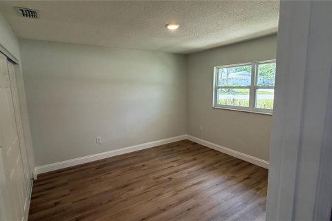 House in Land O' Lakes, Florida 3 bedrooms, 149.76 sq.m. № 1661949 - photo 15