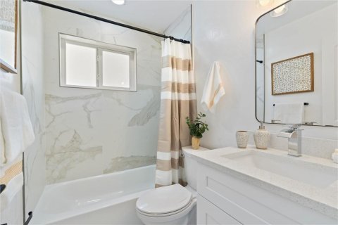 Villa ou maison à vendre à Fort Lauderdale, Floride: 3 chambres, 98.1 m2 № 2422314 - photo 20