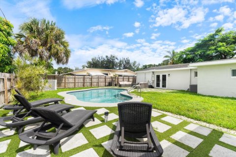 Villa ou maison à vendre à Fort Lauderdale, Floride: 3 chambres, 98.1 m2 № 2422314 - photo 30